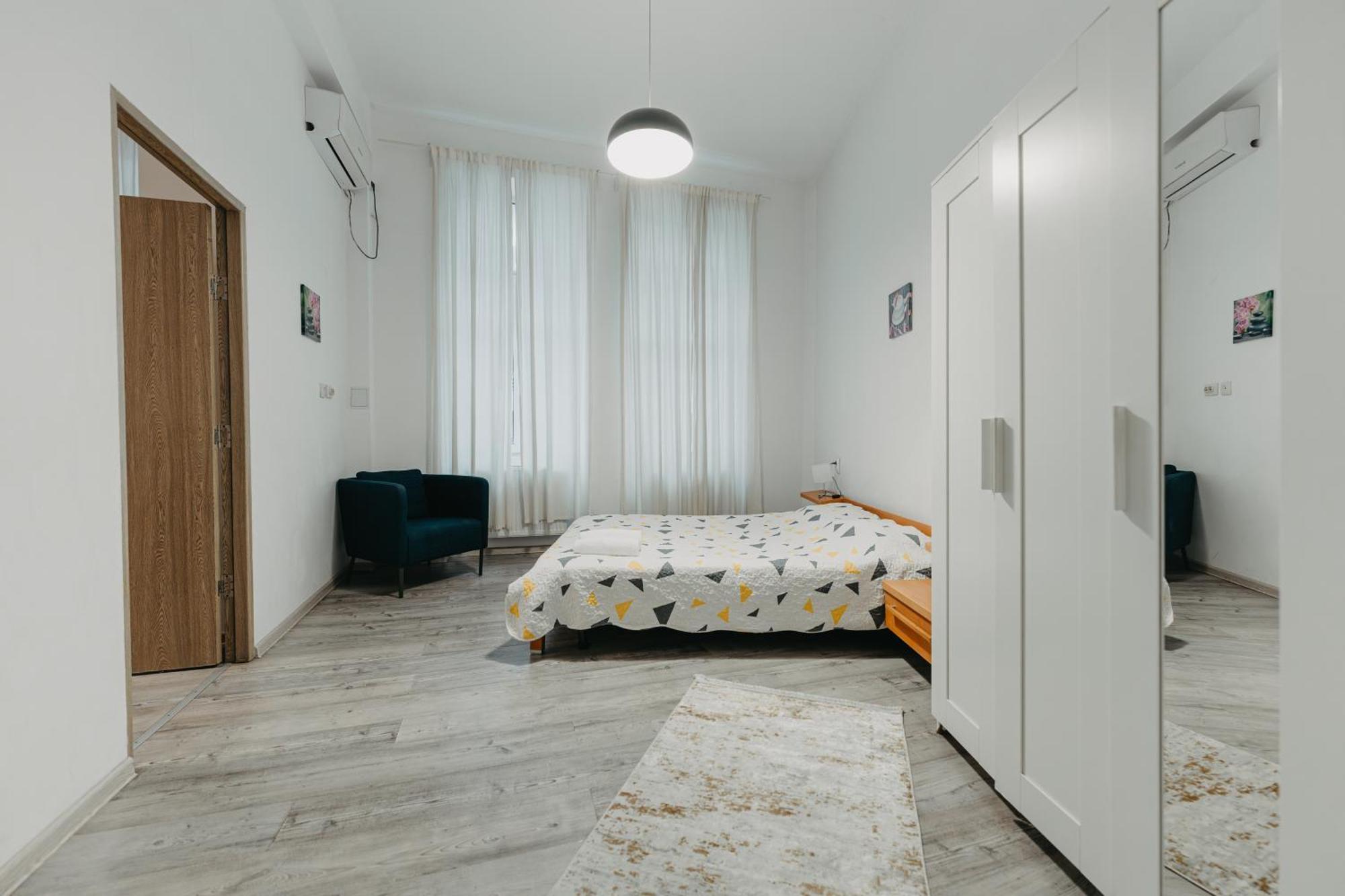 Studio Piata Amzei Nr.1 Bucharest Luaran gambar